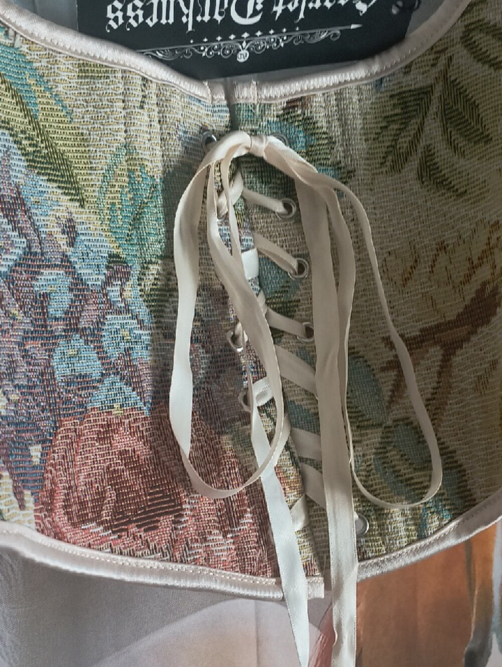 Scarlett Boutique Floral Tapestry Lace-Up Cropped Camisole - Picture 5 of 7